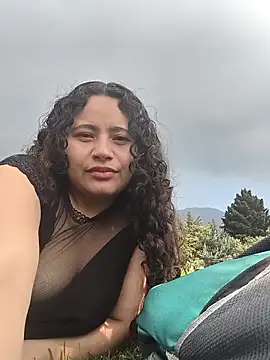 Yaya watson online show from 12-15-25, 07:09