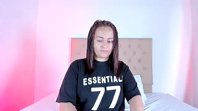 Zafiro  Brown online show from 10-29-25, 10:58