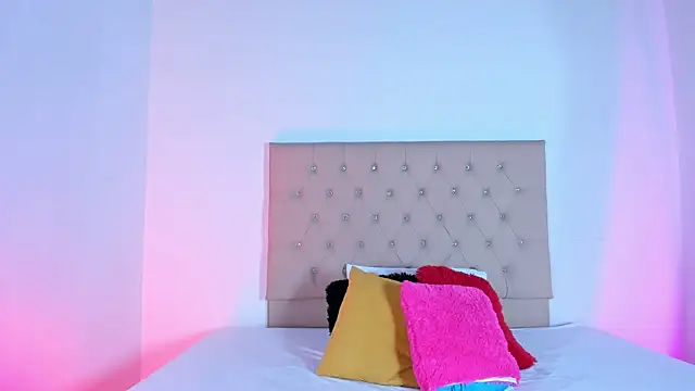 Zafiro  Brown online show from 11-02-25, 11:59