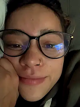 Snapshot of Dafne_Mel chatting on 09-20-25, 06:13 Dafne Mel online show from 09-20-25, 06:13