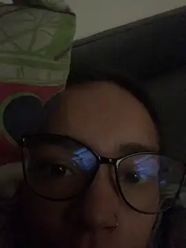 Snapshot of Dafne_Mel chatting on 09-12-25, 02:17 Dafne Mel online show from 09-12-25, 02:17