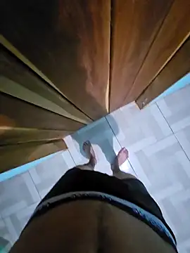 Saraiva2002 online show from 11-29-25, 01:50