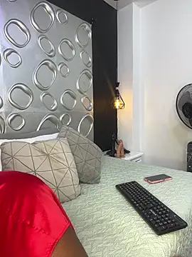 Skylar Smith  online show from 02-10-26, 11:53