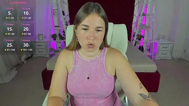 Sofii darling online show from 07-16-26, 04:37