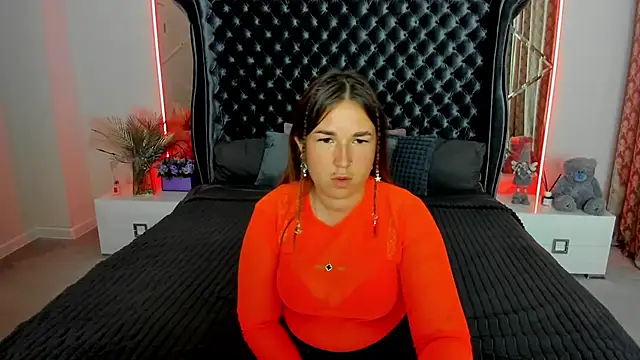 Sofii darling online show from 07-19-26, 04:37