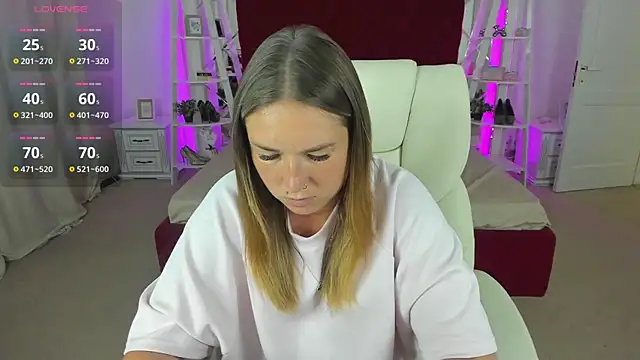 Sofii darling online show from 07-03-26, 04:35