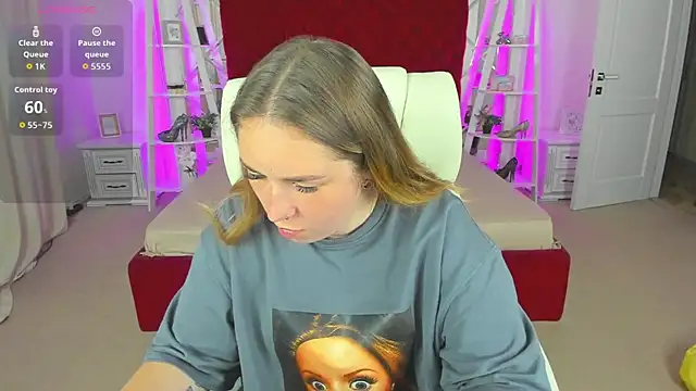 Sofii darling online show from 06-11-26, 04:37
