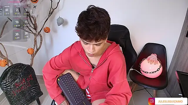 stev austin  online show from 10-16-25, 06:05