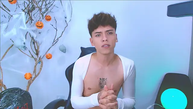 stev austin  online show from 10-29-25, 03:38