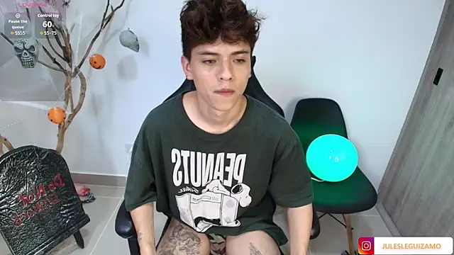 stev austin  online show from 10-23-25, 08:07