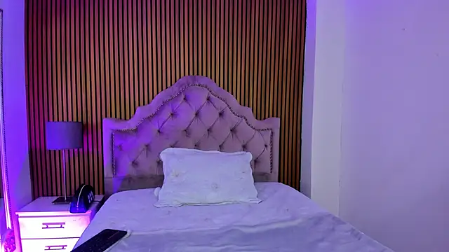 Starbutterflyy  online show from 11-14-25, 04:05