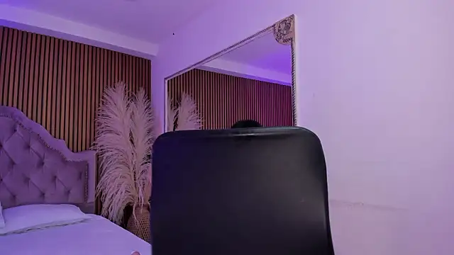 Starbutterflyy  online show from 02-03-26, 04:54