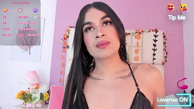 Snapshot of Silvana-Castro chatting on 10-03-25, 11:12 Silvana-Castro online show from 10-03-25, 11:12