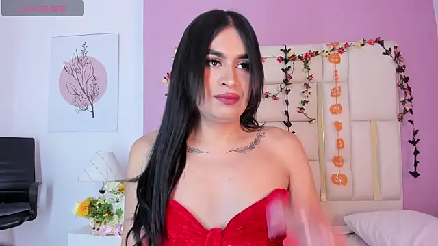 Snapshot of Silvana-Castro chatting on 10-09-25, 11:11 Silvana-Castro online show from 10-09-25, 11:11