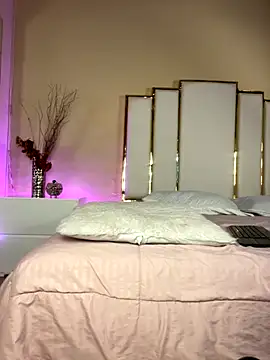 Alexandraa Gomez online show from 09-21-25, 03:17