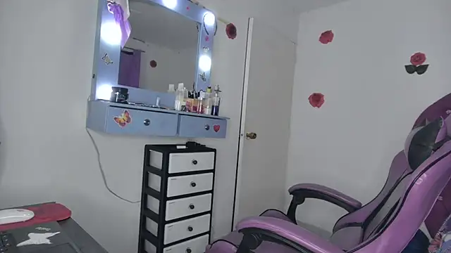 soffy rosses online show from 04-18-26, 04:26