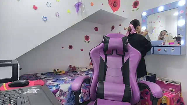 soffy rosses online show from 10-24-25, 04:00