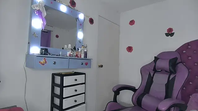 soffy rosses online show from 04-11-26, 01:57