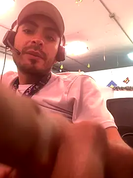 malek xarx  online show from 11-29-25, 03:12