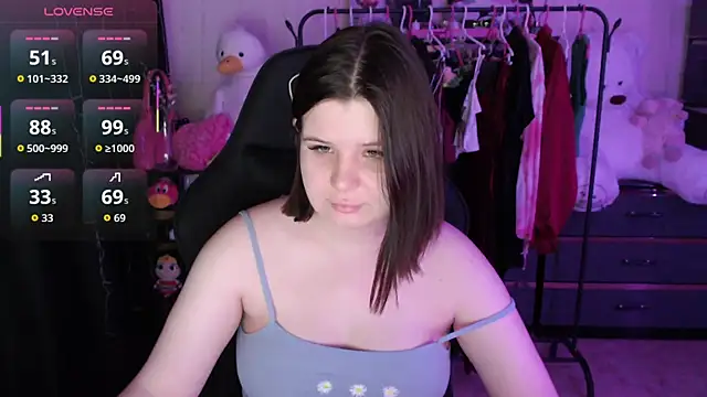 AmyVibess online show from 04-06-26, 08:10