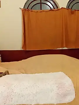 BlanquitaMexicana online show from 10-17-25, 12:47