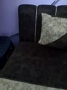 Maya 6 online show from 10-29-25, 01:10