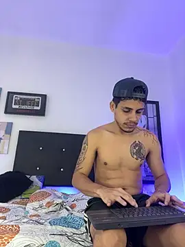 Luke Stone online show from 10-15-25, 07:00