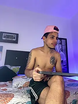 Luke Stone online show from 10-17-25, 05:48