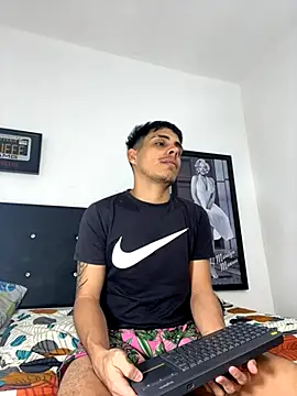 Luke Stone online show from 11-26-25, 09:26