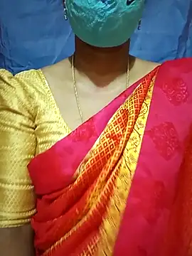 Snapshot of Tamil_Mohini chatting on 02-02-26, 04:11 Tamil Mohini online show from 02-02-26, 04:11