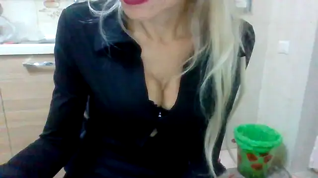 Kelly80 online show from 10-22-25, 04:28