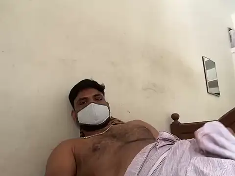 Snapshot of HandsomeMche chatting on 09-15-25, 03:40 HandsomeMche online show from 09-15-25, 03:40