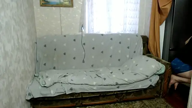 Snapshot of Alexilon chatting on 05-11-26, 02:45 Alexilon online show from 05-11-26, 02:45