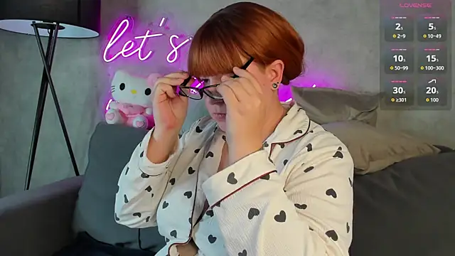 Michelle Wilsson online show from 09-30-25, 08:42