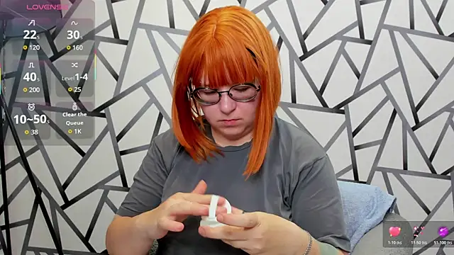 Michelle Wilsson online show from 10-20-25, 07:09