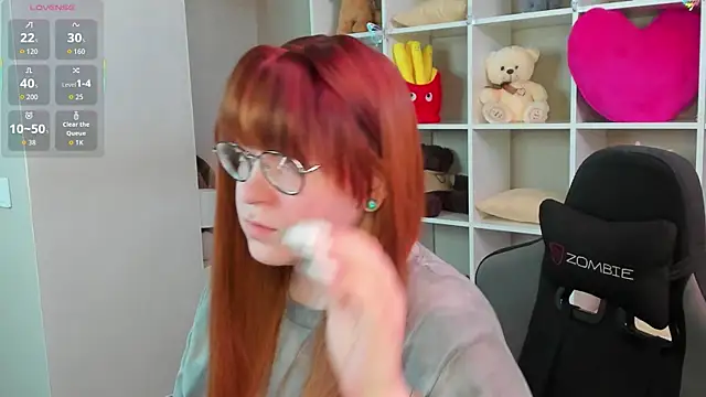 Snapshot of Michelle_Wilsson chatting on 05-09-26, 07:23 Michelle Wilsson online show from 05-09-26, 07:23
