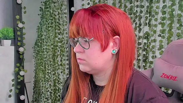 Snapshot of Michelle_Wilsson chatting on 07-25-26, 08:00 Michelle Wilsson online show from 07-25-26, 08:00