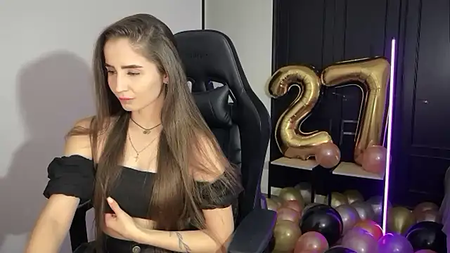 s meow online show from 11-18-25, 01:10