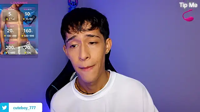 Danny cute 05 online show from 10-21-25, 06:02