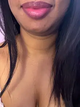 Snapshot of tamil_Aarathi chatting on 06-06-26, 05:18 tamil Aarathi online show from 06-06-26, 05:18