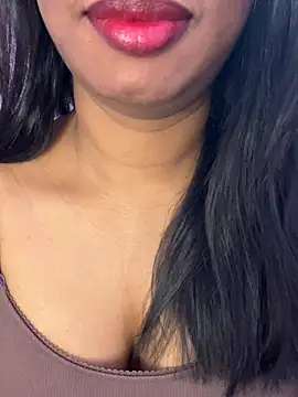 Snapshot of tamil_Aarathi chatting on 06-05-26, 05:18 tamil Aarathi online show from 06-05-26, 05:18