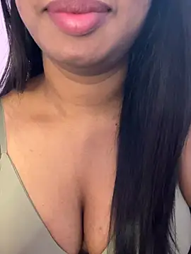Snapshot of tamil_Aarathi chatting on 04-19-26, 05:25 tamil Aarathi online show from 04-19-26, 05:25