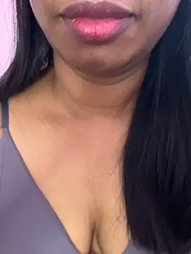 Snapshot of tamil_Aarathi chatting on 05-16-26, 12:31 tamil Aarathi online show from 05-16-26, 12:31