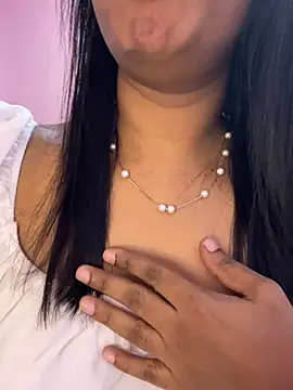 Snapshot of tamil_Aarathi chatting on 07-03-26, 04:24 tamil Aarathi online show from 07-03-26, 04:24