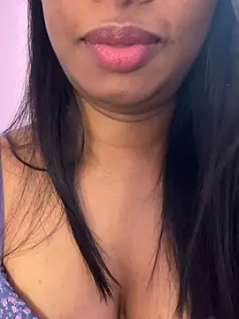Snapshot of tamil_Aarathi chatting on 07-16-26, 05:32 tamil Aarathi online show from 07-16-26, 05:32