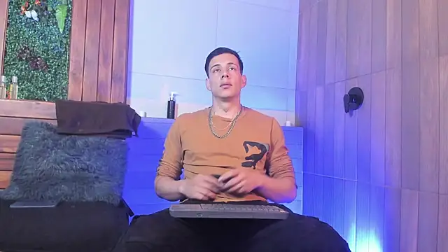 Snapshot of Dustin_Sonne chatting on 04-24-26, 03:41 Dustin Sonne online show from 04-24-26, 03:41