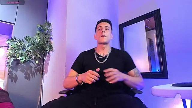 Snapshot of Dustin_Sonne chatting on 05-06-26, 03:43 Dustin Sonne online show from 05-06-26, 03:43
