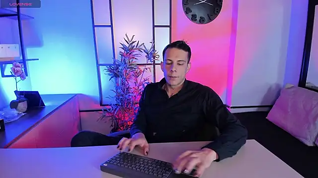 Dustin Sonne online show from 02-28-26, 03:39