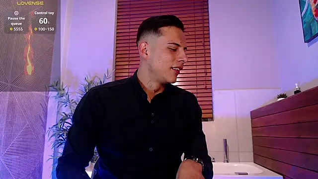 Dustin Sonne online show from 11-26-25, 03:28