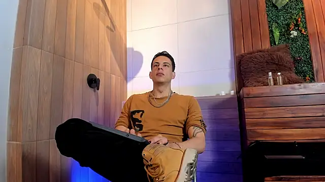 Snapshot of Dustin_Sonne chatting on 07-17-26, 03:37 Dustin Sonne online show from 07-17-26, 03:37